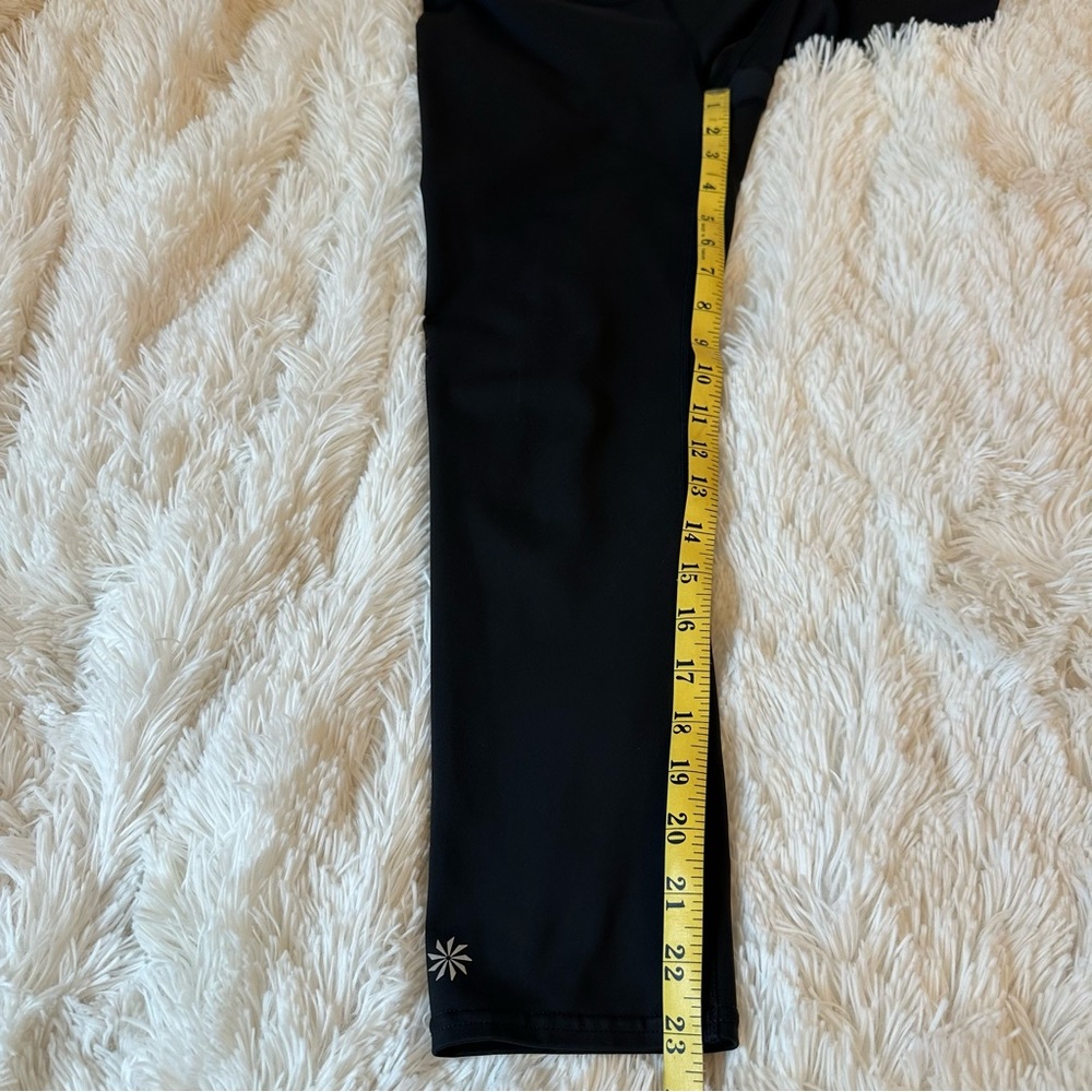 ATHLETA Sonar Capri Black Compression Workout Leggings Yoga Pants Small Tall - Picture 8 of 9